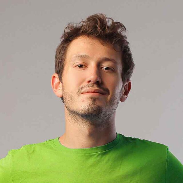 https://ru.usb-travel.com/wp-content/uploads/sites/6/2018/09/people-04-640x640.jpg