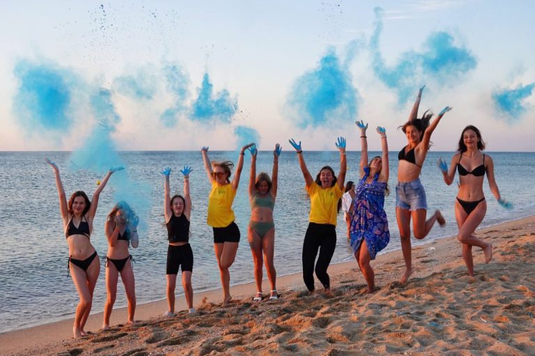 https://ru.usb-travel.com/wp-content/uploads/sites/6/2024/03/GoldenSands_Berlin_beach2-768x511.jpg